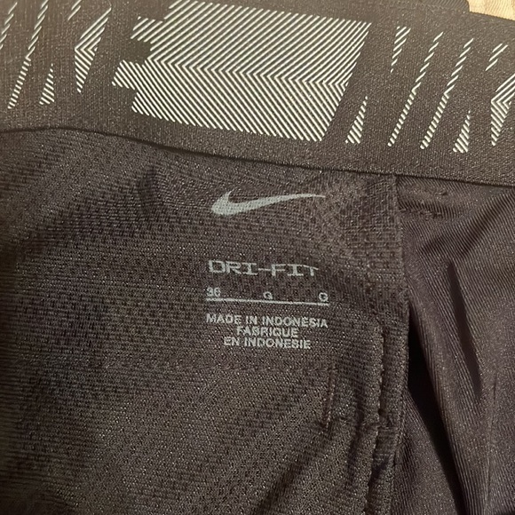 Nike Dry Fit Training Pants - Picture 5 of 9